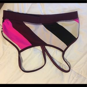 Lululemon sports bra